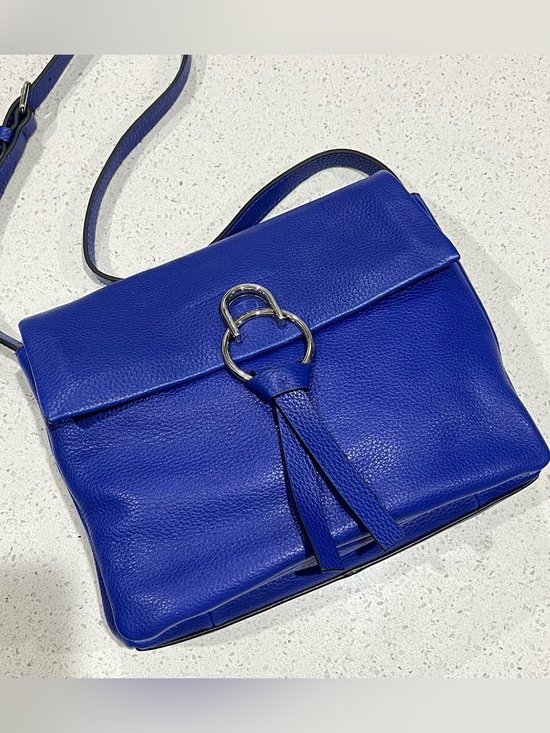 Vince Camuto Handbags - Vince Camuto Women's Leather Admiral Blue Crossbody Handbag Size Medium Purse